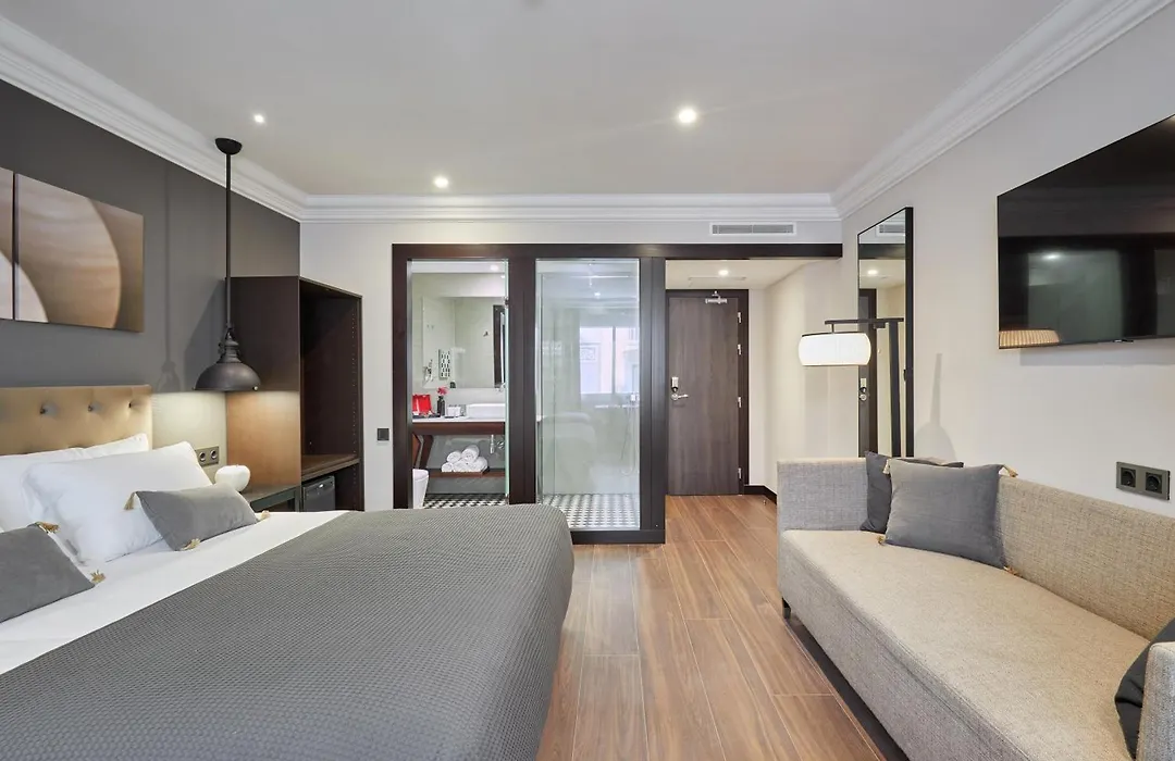 Hotel Cortes Rambla-1